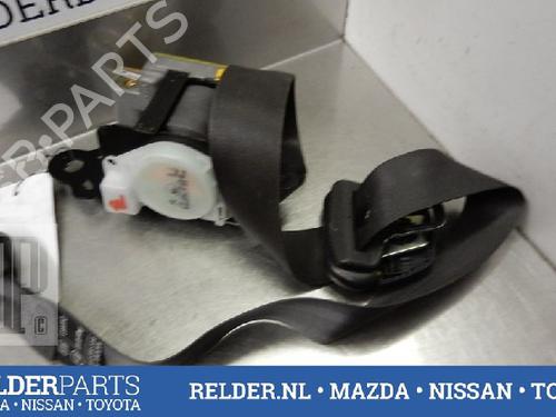 Used Seat buckle TOYOTA COROLLA Liftback (_E11_) 1.6 (ZZE112_, ZZE112R) (110 hp) 22139076