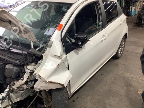 Left front door TOYOTA YARIS (_P9_) 1.33 VVT-i (NSP90_, NSP90R) | BP29917365C2