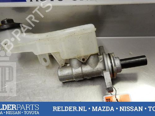 Used Brake master cylinder TOYOTA IQ (_J1_) 1.0 (KGJ10_, KGJ10R) (68 hp) 22138450