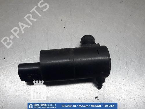 Washer pump TOYOTA YARIS (_P9_) 1.0 VVT-i (KSP90_, KSP90R) | BP22158396E24 