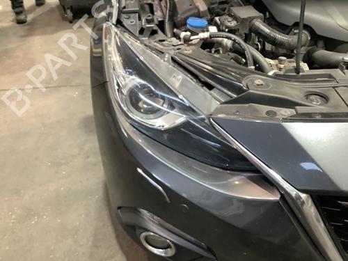 Used Right headlight MAZDA 3 (BM, BN) 2.2 D (150 hp) 30805092