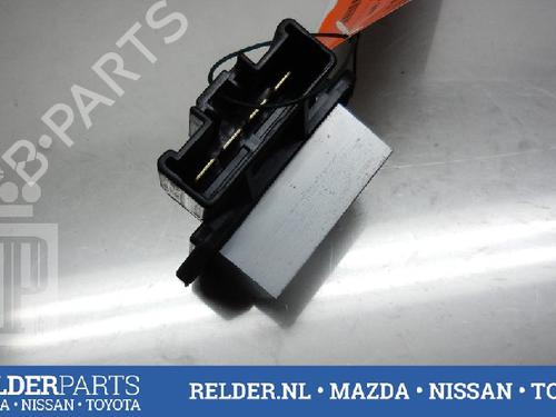Heater resistor TOYOTA AVENSIS (_T25_) 2.2 D-4D (ADT251_, ADT251R) | BP22146682M108 