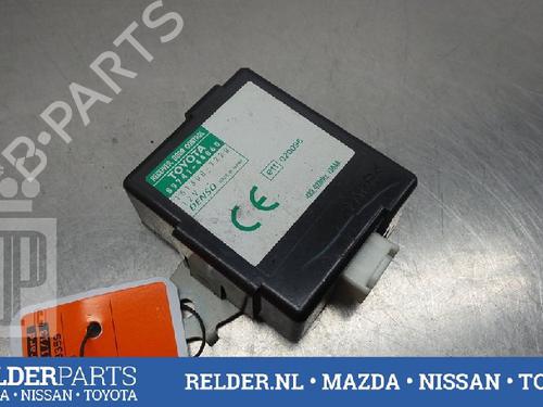 Used Control unit Control unit TOYOTA AVENSIS VERSO (_M2_) 2.0 D (CLM20_, CLM20R) (116 hp) 22144661 22144661