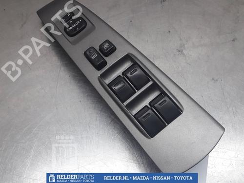 Switch TOYOTA PRIUS Liftback (_W2_) 1.5 Hybrid (NHW20_, NHW20R) | BP22157319I30