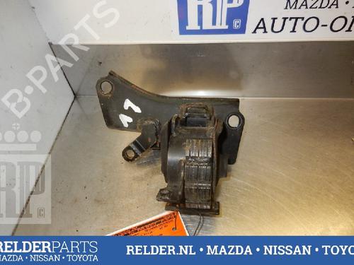Used Engine mount TOYOTA AVENSIS (_T25_) 2.2 D-4D (ADT251_, ADT251R) (150 hp) 22146681