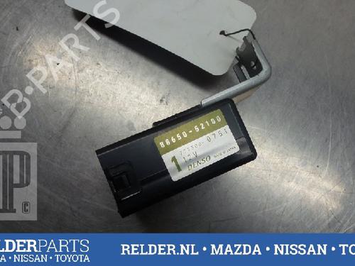 Elektronische module TOYOTA YARIS (_P1_) 1.3 (NCP10, SCP12_) (86 hp) 22146028