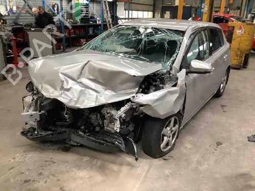 Used Right front driveshaft TOYOTA AURIS (_E18_) 1.6 (ZRE181_, ZRE185_, ZRE185R, ZRE181R) (132 hp) 22162989