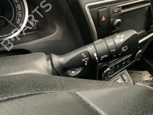 Used Steering column stalk Steering column stalk TOYOTA AURIS (_E18_) 1.8 Hybrid (ZWE186_, ZWE186R) (136 hp) 24440955 24440955