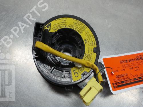 Kontaktrulle Airbag TOYOTA RAV 4 II (_A2_) 2.0 D 4WD (CLA20_, CLA21_, CLA20R, CLA21R) | BP22150912C102