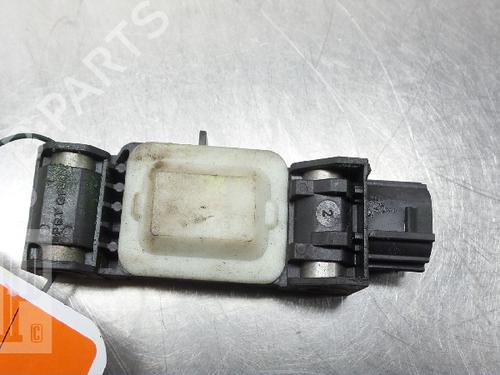 Used Electronic module TOYOTA COROLLA Verso (ZER_, ZZE12_, R1_) 1.8 (ZNR11_, ZNR11R) (129 hp) 22150944