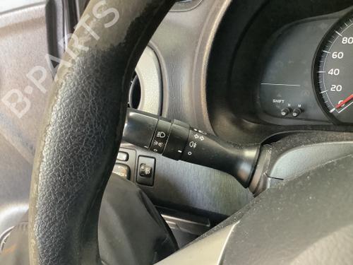 Used Steering column stalk Steering column stalk TOYOTA YARIS (_P13_) 1.0 (KSP130_, KSP130) (69 hp) 40443932 40443932