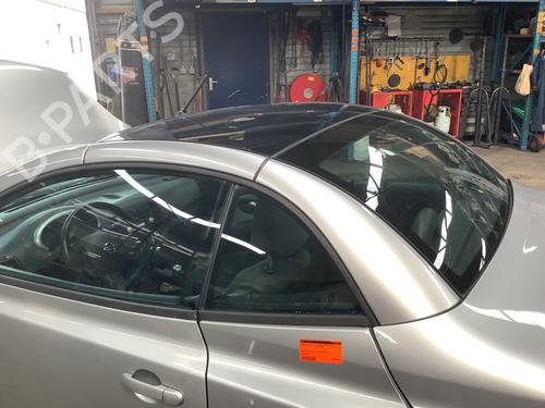 Hardtop Hardtop NISSAN MICRA C+C III (K12) 1.4 16V (88 hp) 36668642 36668642