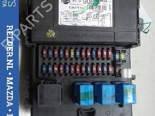 Used Fuse box NISSAN PRIMERA Hatchback (P11) 1.8 16V (114 hp) 22137169