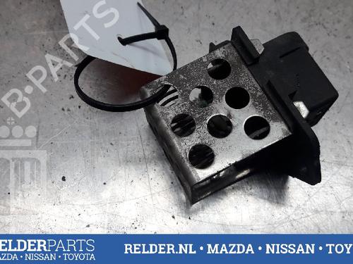 Used Electronic module NISSAN MICRA III (K12) 1.2 16V (80 hp) 22158256