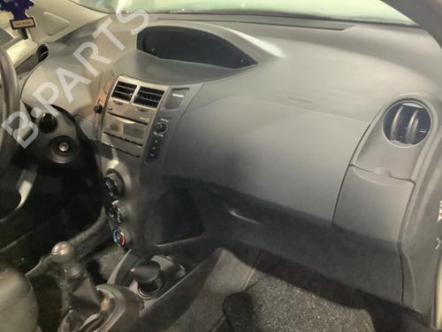 Passasjer kollisjonspute TOYOTA YARIS (_P9_) 1.0 VVT-i (KSP90_, KSP90R) (69 hp) 29917243