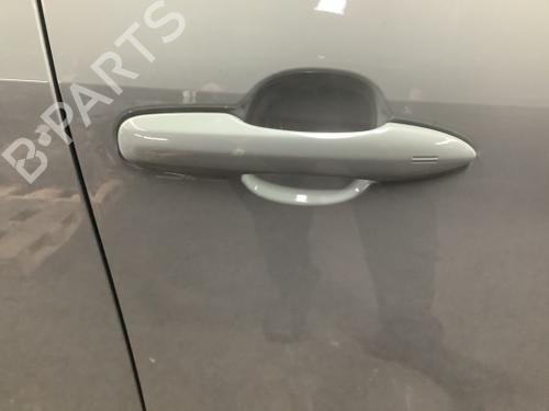 Used Front right exterior door handle Front right exterior door handle TOYOTA YARIS CROSS (MXP_) 1.5 Hybrid AWD-i (MXPJ16) (131 hp) 40444000 40444000