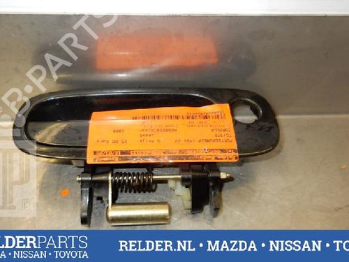 Used Front right exterior door handle TOYOTA COROLLA Liftback (_E11_) 1.6 (AE111_, AE111R) (110 hp) 22134300