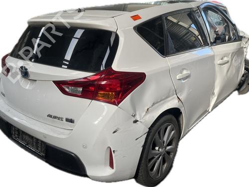 Seat buckle TOYOTA AURIS (_E18_) 1.8 Hybrid (ZWE186_, ZWE186R) | BP26136270I32 