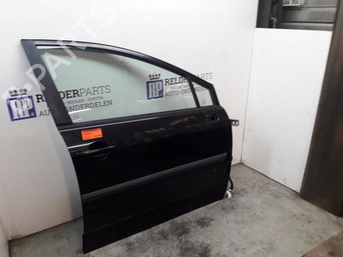 Right front door TOYOTA COROLLA Verso (ZER_, ZZE12_, R1_) 1.8 (ZNR11_, ZNR11R) | BP22163679C3 