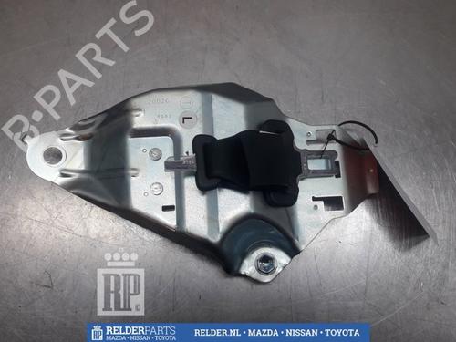 Rear center seatbelt TOYOTA RAV 4 IV (_A4_) 2.5 Hybrid (AVA42_) | BP22156455I27 