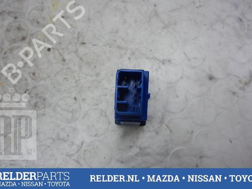 Switch MAZDA 323 F VI Hatchback (BJ) 1.5 16V (BJ5W) | BP22145784I30 