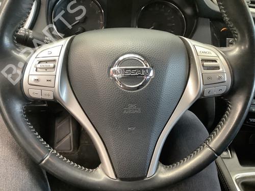 driver-airbag-nissan-qashqai-ii-j11-j11_-2013-34719056 main image