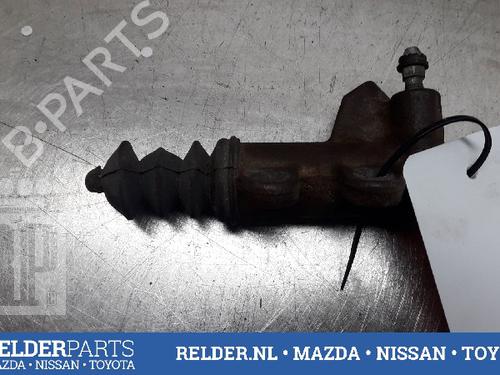 Used Clutch slave cylinder TOYOTA AURIS (_E15_) 1.6 (ZRE151_, ZRE151R) (124 hp) 22159628