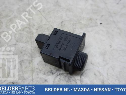 Used Switch NISSAN TERRANO II (R20) 2.7 TDi 4WD (125 hp) 22140969