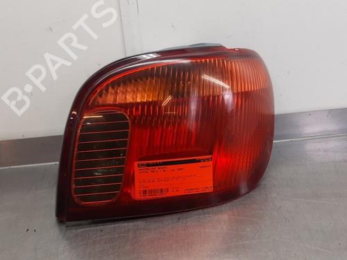 Højre baglygte TOYOTA YARIS (_P1_) 1.3 (SCP12_, SCP13_, SCP12R, SCP13R) (87 hp) 29384752