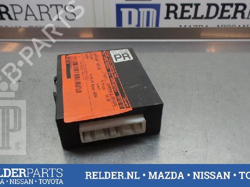 Used Electronic module NISSAN MICRA III (K12) 1.2 16V (65 hp) 22137479