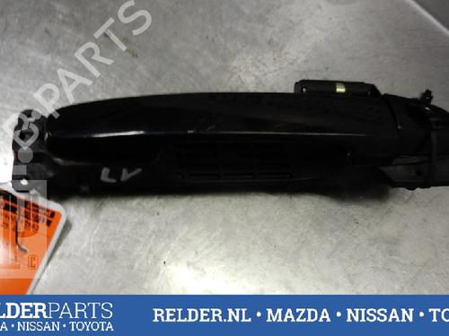 Used Front left exterior door handle TOYOTA RAV 4 II (_A2_) 2.0 4WD (ACA21, ACA20) (150 hp) 22137327
