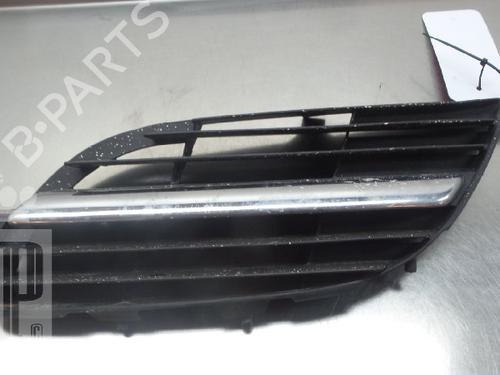 Grille NISSAN ALMERA TINO (V10) 2.0 | BP22153645C40 