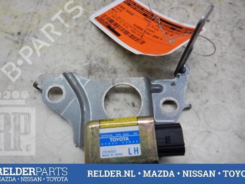 Electronic sensor TOYOTA RAV 4 II (_A2_) 2.0 4WD (ACA21, ACA20) | BP22141139M84 