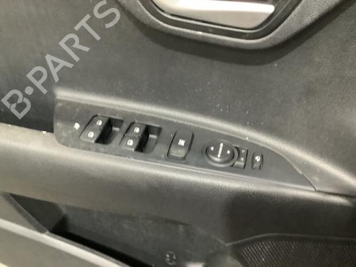 Used Switch Switch KIA STONIC (YB) 1.4 CVVT (99 hp) 30340098 30340098