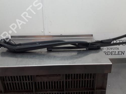Used Front windshield wiper arm MAZDA 2 Hatchback (DL, DJ) 1.5 SKYACTIV-G (90 hp) 22163796