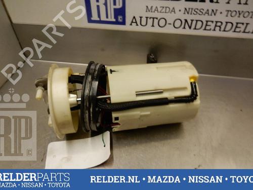 Used Fuel pump NISSAN ALMERA TINO (V10) 2.2 dCi (115 hp) 22137135