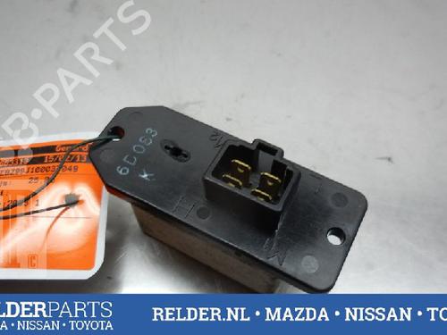 Used Heater resistor TOYOTA LAND CRUISER 90 (_J9_) 3.0 D-4D 4WD (KDJ90_, KDJ95_, KDJ90W, KDJ95W) (163 hp) 22142437