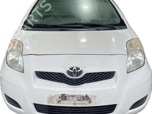 Veiligheidsgordelgesp TOYOTA YARIS (_P9_) 1.0 VVT-i (KSP90_, KSP90R) (69 hp) 29917226