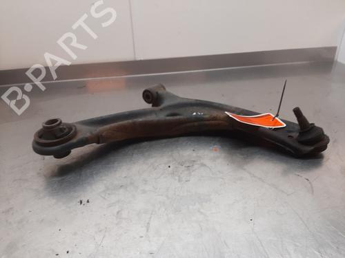 Used Right front suspension arm TOYOTA YARIS (_P13_) 1.0 (KSP130_, KSP130) (69 hp) 23498311