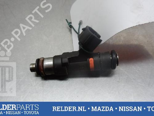 Used Injector NISSAN MICRA III (K12) 1.2 16V (65 hp) 22137465