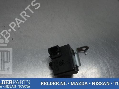 Used Electronic sensor TOYOTA COROLLA Verso (ZER_, ZZE12_, R1_) 1.8 (ZNR11_, ZNR11R) (129 hp) 22145379