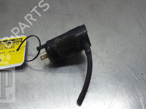 Used Washer pump TOYOTA LAND CRUISER 90 (_J9_) 3.0 TD (KZJ90_, KZJ95_, KZJ90R, KZJ95R, KZJ90W, KZJ95W) (125 hp) 22153314