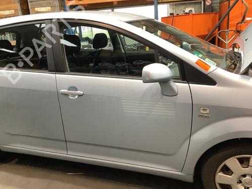 Used Right front door TOYOTA COROLLA Verso (ZER_, ZZE12_, R1_) 1.8 (ZNR11_, ZNR11R) (129 hp) 32221227