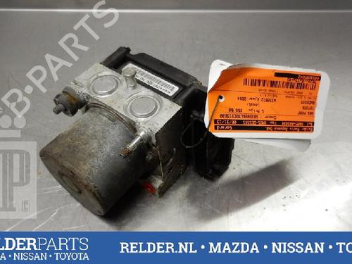 Used ABS pump TOYOTA AVENSIS (_T25_) 2.0 D-4D (CDT250_, CDT250R) (116 hp) 22144336