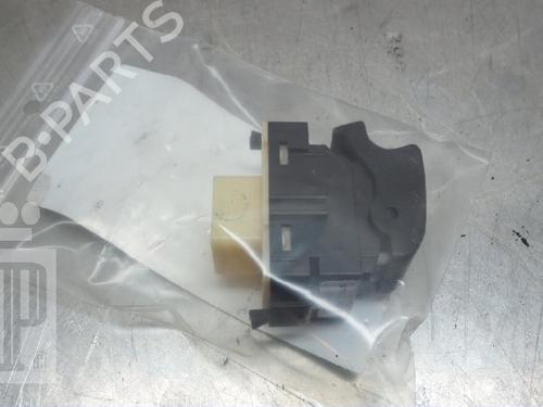 Used Switch TOYOTA AVENSIS Estate (_T25_) 2.0 D-4D (CDT250_, CDT250R) (116 hp) 22153938