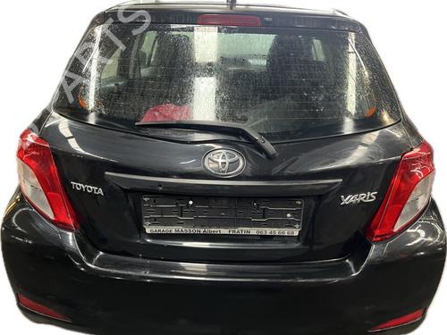 Used Right rear shock absorber TOYOTA YARIS (_P13_) 1.4 D (NLP130_, NLP130) (90 hp) 25448494
