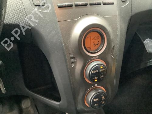 Climate control TOYOTA YARIS (_P9_) 1.33 VVT-i (NSP90_, NSP90R) | BP29384707I5 