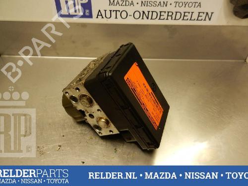 Used ABS pump ABS pump TOYOTA COROLLA Verso (_E12_) 2.0 D-4D (CDE120_, CDE120R) (90 hp) 22137871 22137871