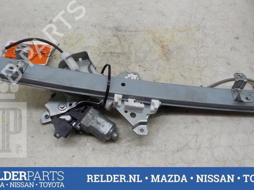 Alzacristallo anteriore destro NISSAN JUKE (F15) 1.6 (94 hp) 32220861