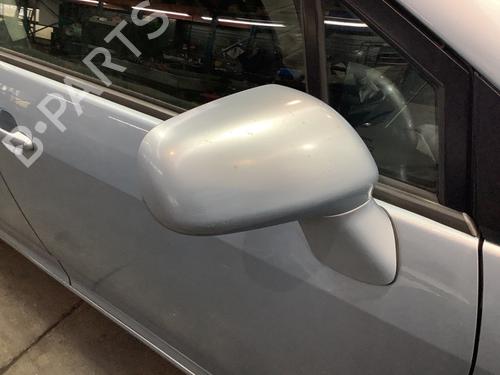 Bakspejl Højre TOYOTA COROLLA Verso (ZER_, ZZE12_, R1_) 1.8 (ZNR11_, ZNR11R) (129 hp) 30713186